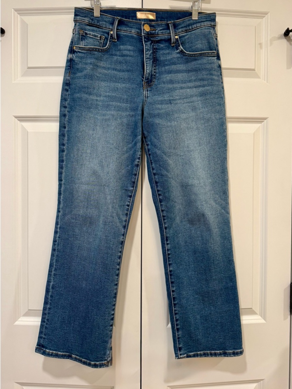 Kut from the Kloth Avery Medium Blue Straight Leg Jeans